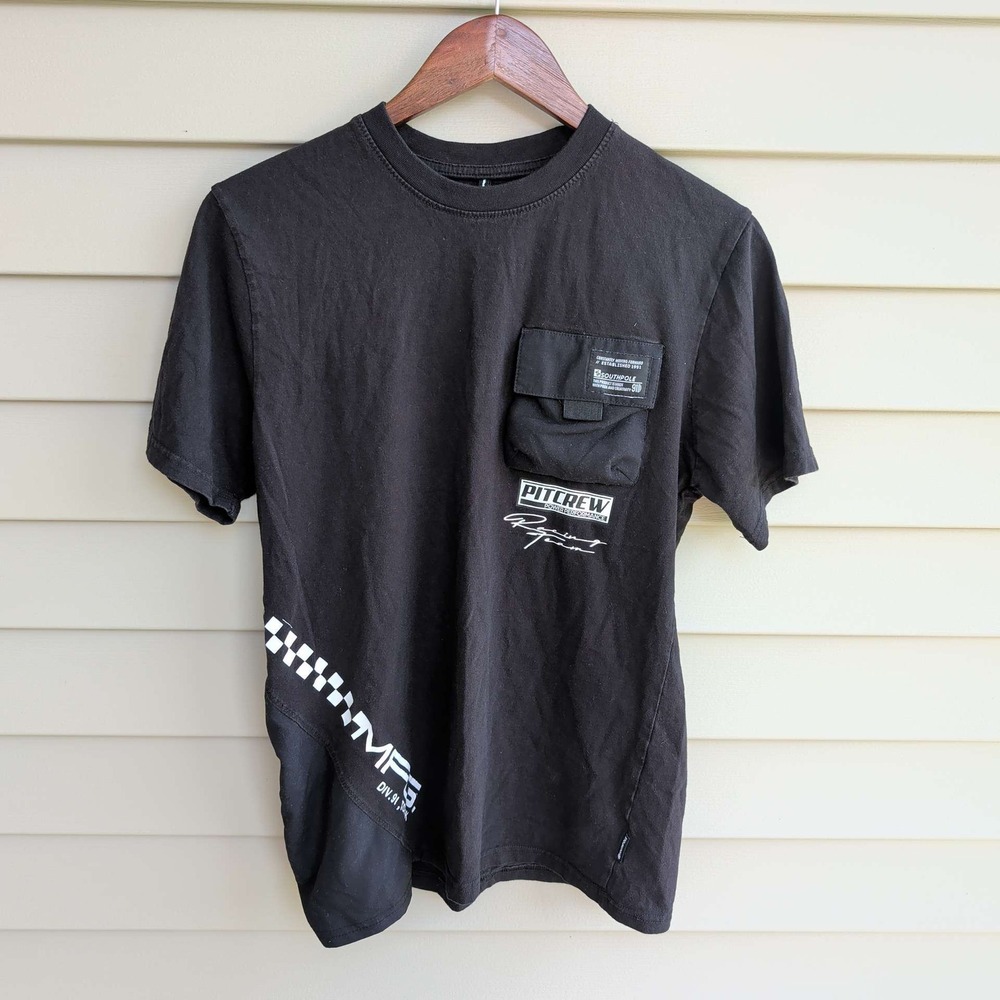 Southpole Graphic T-Shirt Mens Medium Black Pitcrew Racing Utility Pocket Tee - Picture 1 of 5